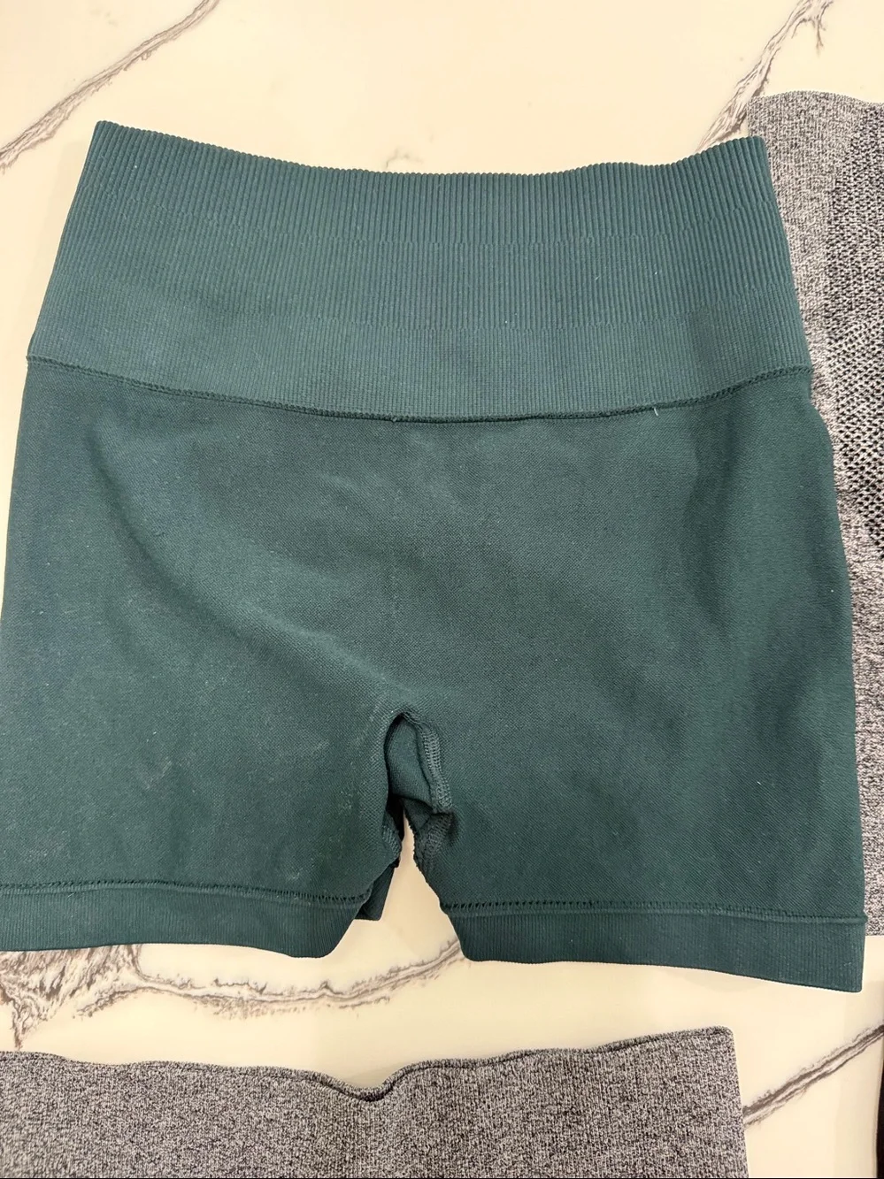 Like new booty shorts with scrunchie butt XS